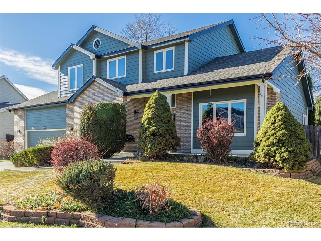 3761 Ashmount Dr, Fort Collins, CO 80525