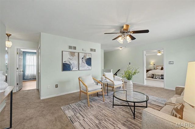 6915 Fieldstone Farms Drive, O'fallon, MO 63368