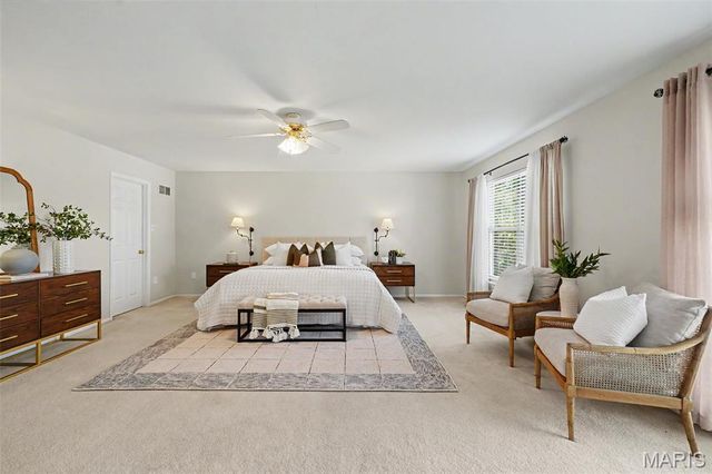 6915 Fieldstone Farms Drive, O'fallon, MO 63368