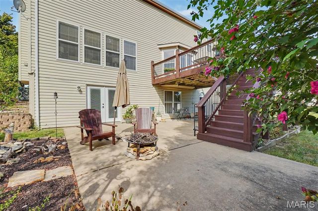6915 Fieldstone Farms Drive, O'fallon, MO 63368