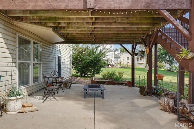 6915 Fieldstone Farms Drive, O'fallon, MO 63368