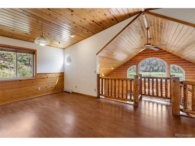 2401 Lakemoor Dr, Florissant, CO 80816