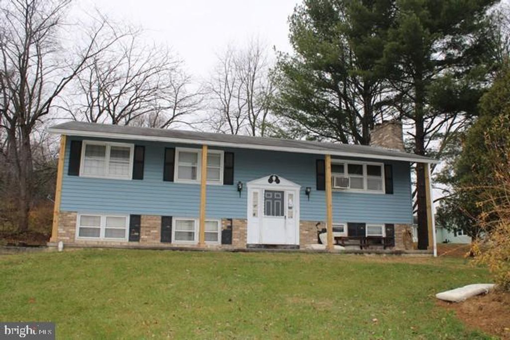 6525 CHARLESTOWN ROAD, Mercersburg, PA 17236