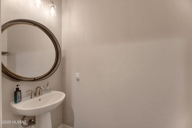 2155 W National Ridge Place, Tucson, AZ 85742