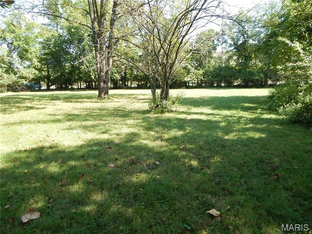 1475 Uthoff Drive, Fenton, MO 63026