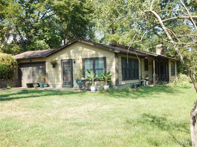 1475 Uthoff Drive, Fenton, MO 63026