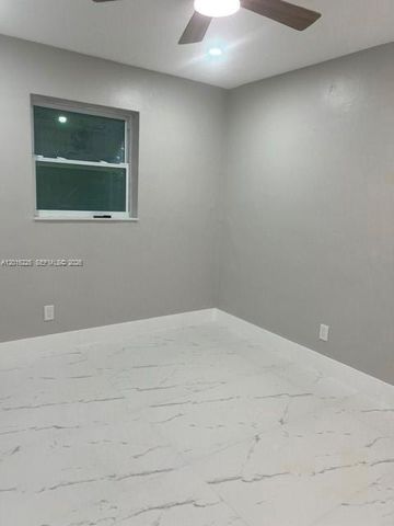2281 N 56th Ter, Hollywood, FL 33021