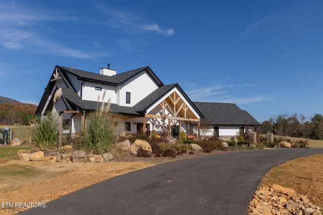 1010 Keener Rd, Cosby, TN 37722