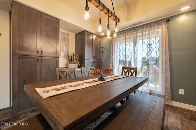 1010 Keener Rd, Cosby, TN 37722