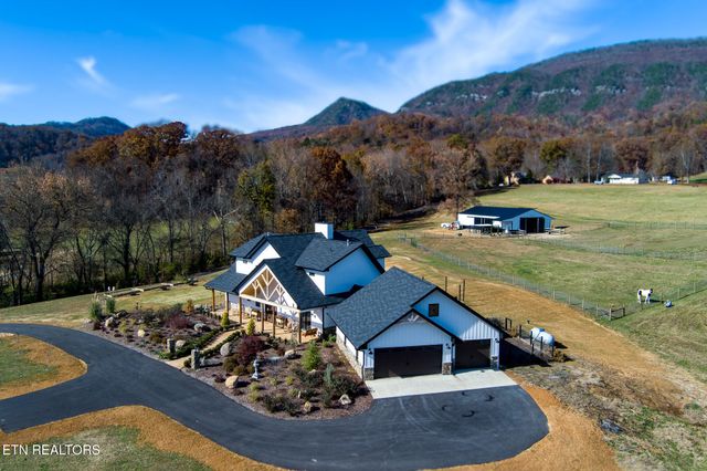 1010 Keener Rd, Cosby, TN 37722