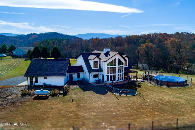 1010 Keener Rd, Cosby, TN 37722