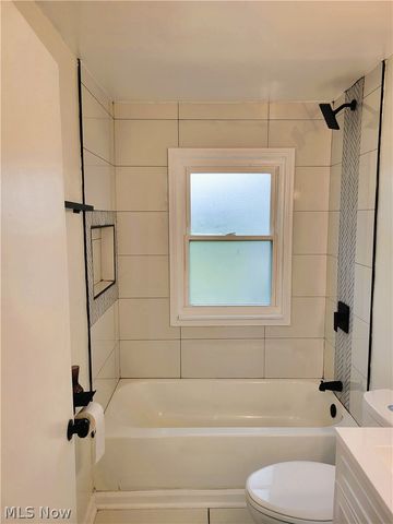 5285 Mardale Avenue, Bedford Heights, OH 44146