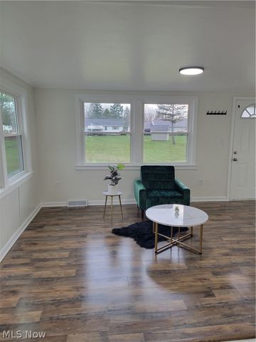 5285 Mardale Avenue, Bedford Heights, OH 44146