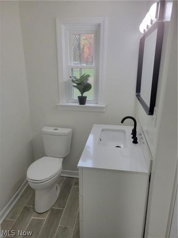 5285 Mardale Avenue, Bedford Heights, OH 44146