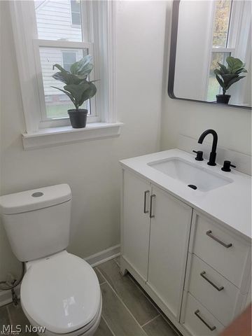 5285 Mardale Avenue, Bedford Heights, OH 44146