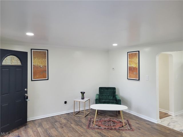 5285 Mardale Avenue, Bedford Heights, OH 44146