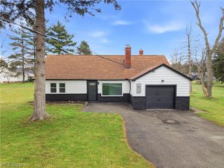 5285 Mardale Avenue, Bedford Heights, OH 44146