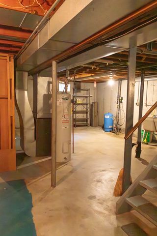 10520 CEMETERY Road, Pecatonica, IL 61063