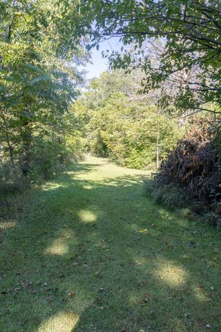 10520 CEMETERY Road, Pecatonica, IL 61063