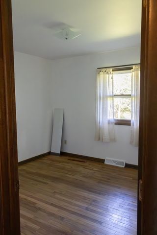 10520 CEMETERY Road, Pecatonica, IL 61063