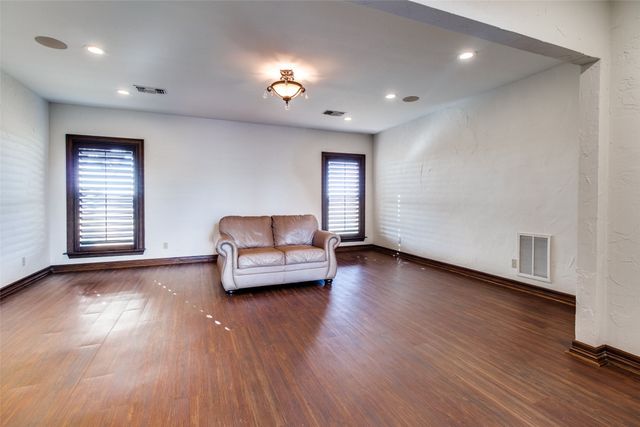 105 Sammi's Way, Whitesboro, TX 76273