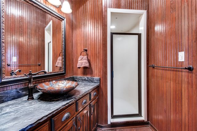 105 Sammi's Way, Whitesboro, TX 76273