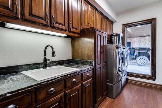 105 Sammi's Way, Whitesboro, TX 76273