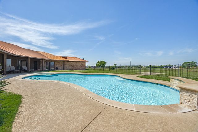 105 Sammi's Way, Whitesboro, TX 76273