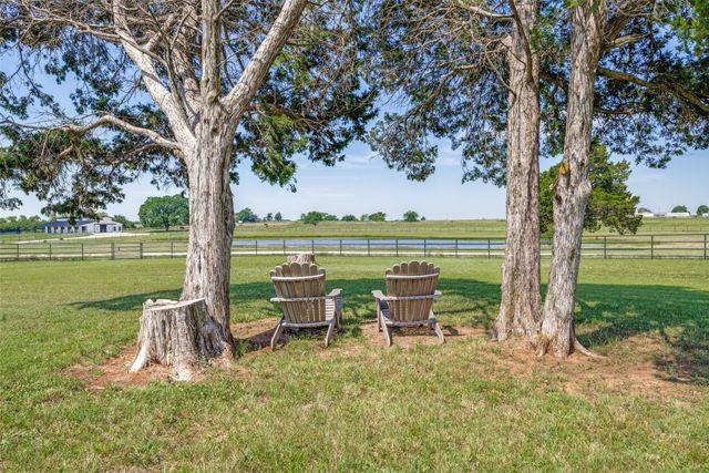 105 Sammi's Way, Whitesboro, TX 76273