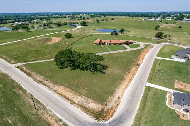 105 Sammi's Way, Whitesboro, TX 76273