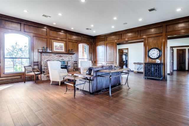 105 Sammi's Way, Whitesboro, TX 76273