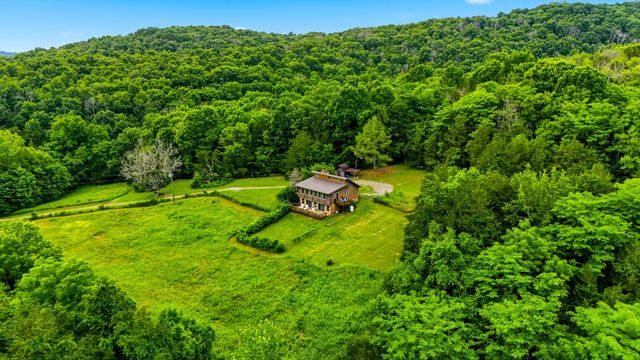 427 Adams Rd, Watertown, TN 37184