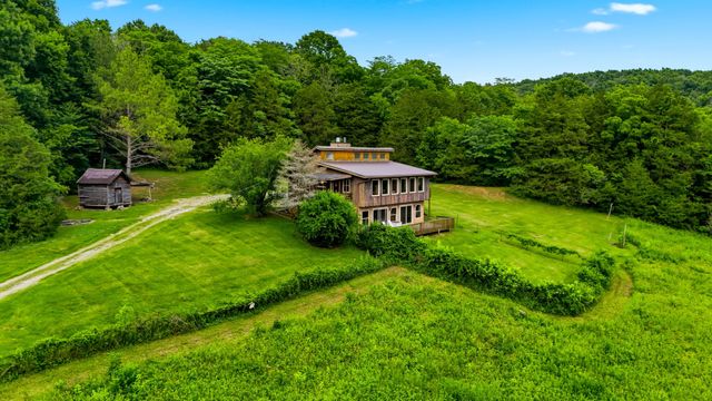 427 Adams Rd, Watertown, TN 37184