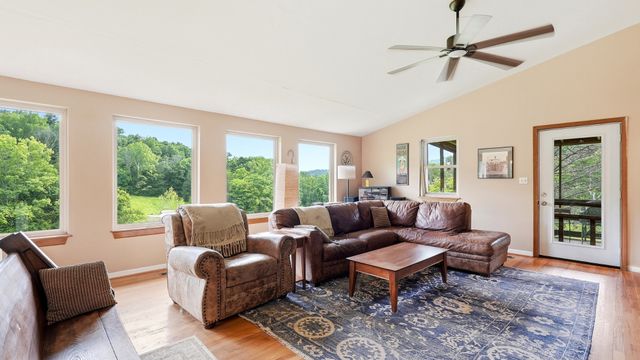 427 Adams Rd, Watertown, TN 37184