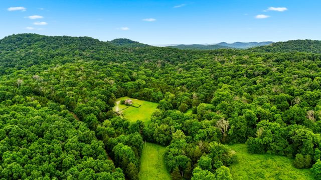 427 Adams Rd, Watertown, TN 37184