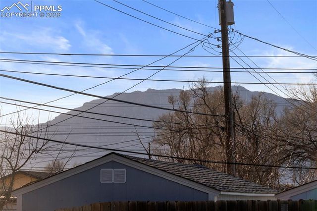 2522 Ivanhoe Drive, Colorado Springs, CO 80911