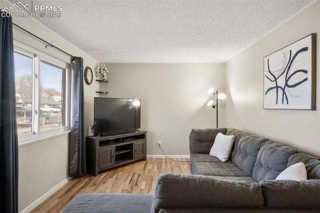 2522 Ivanhoe Drive, Colorado Springs, CO 80911