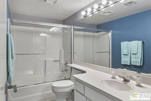 500 S Farrell Drive M79, Palm Springs, CA 92264