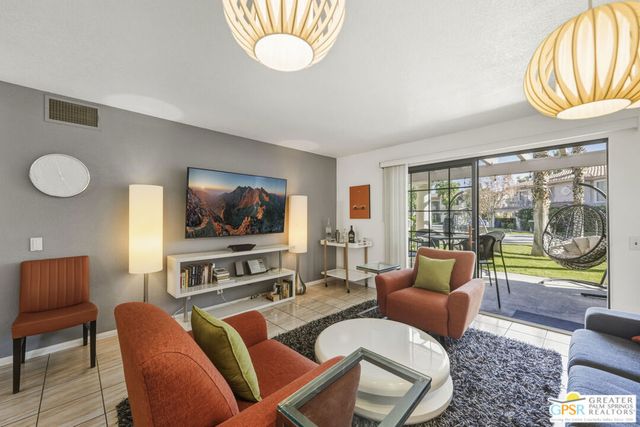 500 S Farrell Drive M79, Palm Springs, CA 92264