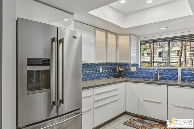 500 S Farrell Drive M79, Palm Springs, CA 92264