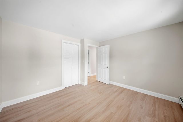 129 Hobbs Road, Pelham, NH 03076