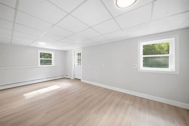 129 Hobbs Road, Pelham, NH 03076