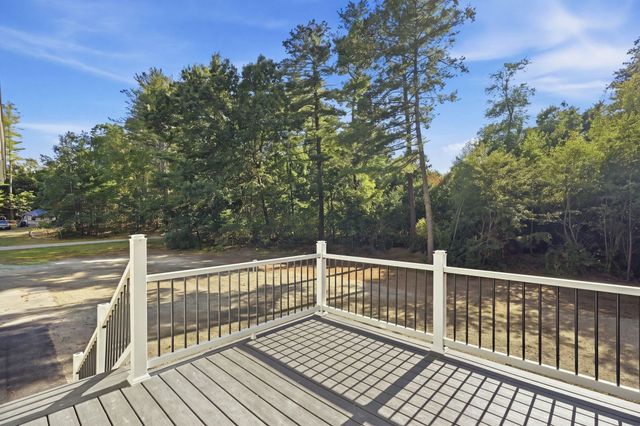 129 Hobbs Road, Pelham, NH 03076
