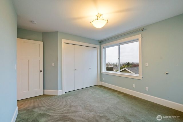 3416 38th Avenue W, Seattle, WA 98199