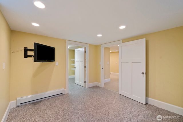 3416 38th Avenue W, Seattle, WA 98199