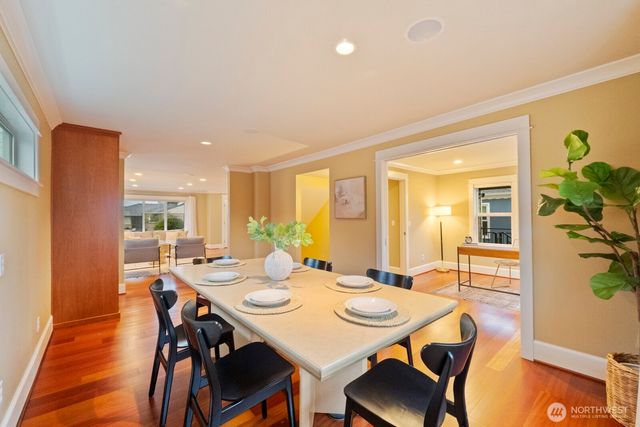 3416 38th Avenue W, Seattle, WA 98199