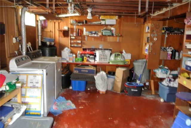 186 Fiat Avenue, Cranston, RI 02910