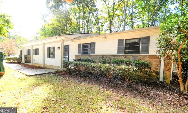 125 Brooks Drive, Tyrone, GA 30290