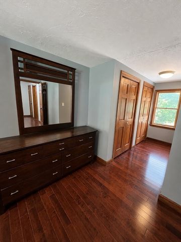 10 Garrison Heights Drive, Oxford, MA 01540