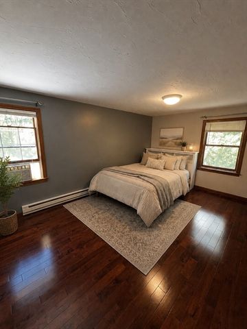 10 Garrison Heights Drive, Oxford, MA 01540